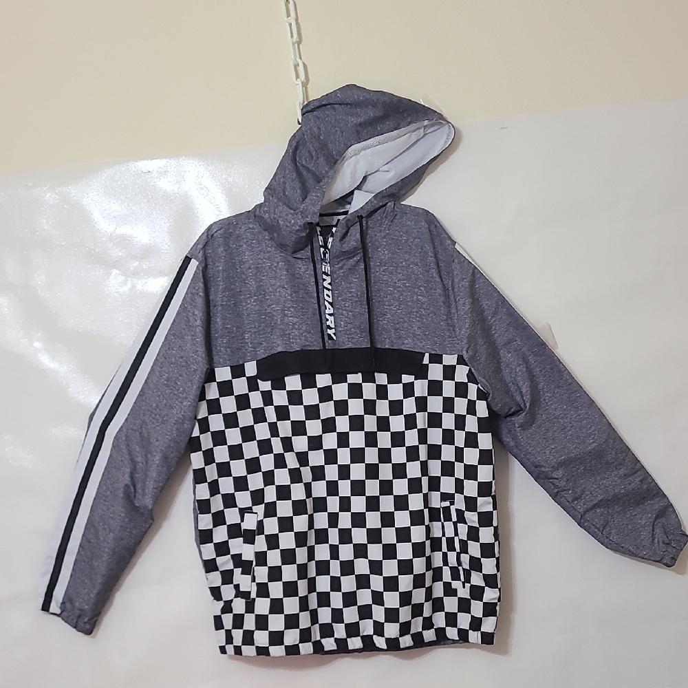 Trademark Brooklyn Cloth Checkered Pullover Windbreaker with Hood -‎ Size XL